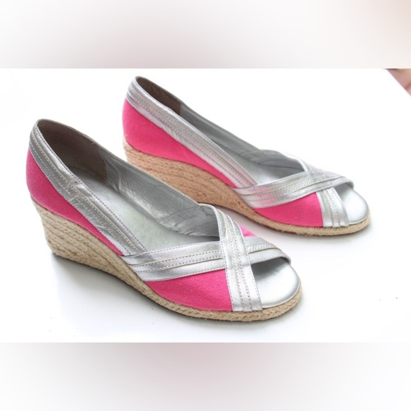 Lilly Pulitzer peep toe wedges - Picture 9 of 13